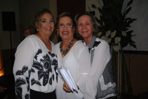 Professora- doutora- Vera- Romariz- lança- mais- uma- obra-Cesmac - 16