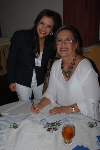 Professora- doutora- Vera- Romariz- lança- mais- uma- obra-Cesmac - 16