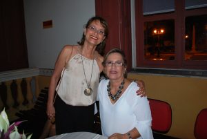 Professora- doutora- Vera- Romariz- lança- mais- uma- obra-Cesmac - 16