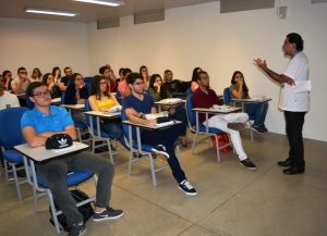 Cesmac- recebe- feras- e- veteranos- no- retorno- às- aulas-  34