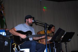 Cesmac- celebra- Dia- dos- Pais -com -almoço- e- show- de- Thiago- Vasconcelos (27)