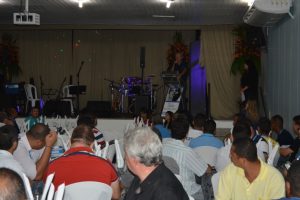 Cesmac- celebra- Dia- dos- Pais -com -almoço- e- show- de- Thiago- Vasconcelos (27)
