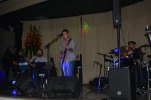 Cesmac- celebra- Dia- dos- Pais -com -almoço- e- show- de- Thiago- Vasconcelos (27)