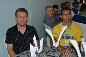 Cesmac- celebra- Dia- dos- Pais -com -almoço- e- show- de- Thiago- Vasconcelos (27)