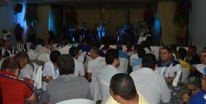 Cesmac- celebra- Dia- dos- Pais -com -almoço- e- show- de- Thiago- Vasconcelos (27)