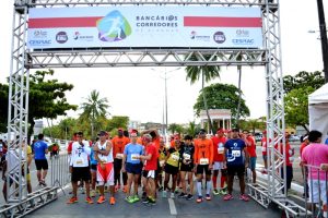 Cesmac- participa- Corrida- dos- Bancários- Corredores- de- Alagoas (23)