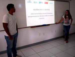 Cesmac- realiza- Seminário- de- Iniciação- Científica- 09