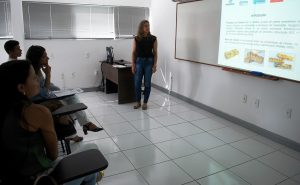 Cesmac- realiza- Seminário- de- Iniciação- Científica- 09