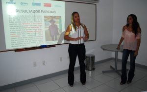 Cesmac- realiza- Seminário- de- Iniciação- Científica- 09