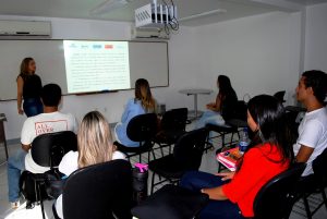 Cesmac- realiza- Seminário- de- Iniciação- Científica- 09