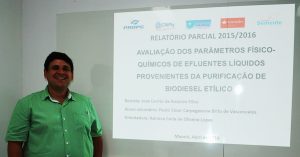 Cesmac- realiza- Seminário- de- Iniciação- Científica- 09
