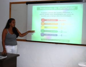 Cesmac- realiza- Seminário- de- Iniciação- Científica- 09