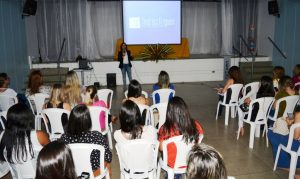 Curso- de- Nutrição- do- Cesmac- recebe- Andreia- Friques (16)