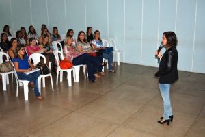 Curso- de- Nutrição- do- Cesmac- recebe- Andreia- Friques (16)