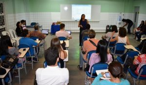 Dia- do- Estagiário- foi -comemorado- com- I- Encontro- de- Cursos- Cesmac (12)