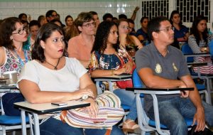 Dia- do- Estagiário- foi -comemorado- com- I- Encontro- de- Cursos- Cesmac (12)