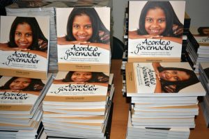 Pioneiro- em- transplante- de- fígado- lança- livro- em- Maceió-Cesmac (03)