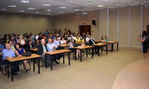 Pioneiro- em- transplante- de- fígado- lança- livro- em- Maceió-Cesmac (03)