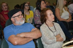 Pioneiro- em- transplante- de- fígado- lança- livro- em- Maceió-Cesmac (03)