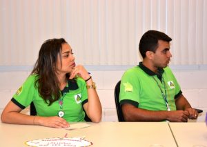Professora- Sílvia- Néli, do- curso- de- Administração, ministra- palestra (22)