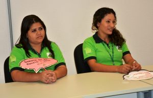 Professora- Sílvia- Néli, do- curso- de- Administração, ministra- palestra (22)