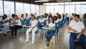 programa-cesmac-360-recebe-alunos-da-escola-santa-babara (32)