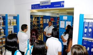 programa-cesmac-360-recebe-alunos-da-escola-santa-babara (32)
