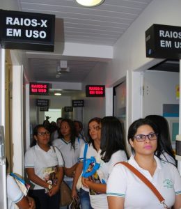 programa-cesmac-360-recebe-alunos-da-escola-santa-babara (32)