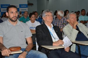 atleta-da-selecao-brasileira-de-volei-mauricio-borges-recebe-homenagem-do-cesmac-122