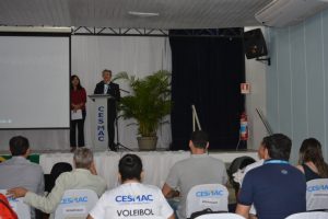 atleta-da-selecao-brasileira-de-volei-mauricio-borges-recebe-homenagem-do-cesmac-122