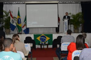 atleta-da-selecao-brasileira-de-volei-mauricio-borges-recebe-homenagem-do-cesmac-122