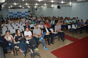 atleta-da-selecao-brasileira-de-volei-mauricio-borges-recebe-homenagem-do-cesmac-122