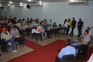 atleta-da-selecao-brasileira-de-volei-mauricio-borges-recebe-homenagem-do-cesmac-122