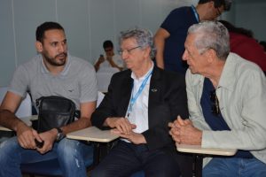 atleta-da-selecao-brasileira-de-volei-mauricio-borges-recebe-homenagem-do-cesmac-122