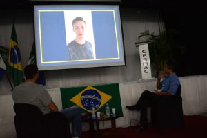 atleta-da-selecao-brasileira-de-volei-mauricio-borges-recebe-homenagem-do-cesmac-122
