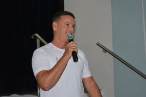 atleta-da-selecao-brasileira-de-volei-mauricio-borges-recebe-homenagem-do-cesmac-122