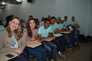 atleta-da-selecao-brasileira-de-volei-mauricio-borges-recebe-homenagem-do-cesmac-122