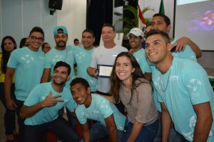 atleta-da-selecao-brasileira-de-volei-mauricio-borges-recebe-homenagem-do-cesmac-122