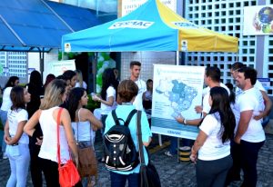 Ação- celebra- semana- do- Médico- Veterinário- Cesmac (1)