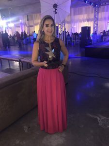 coordenadora-de-nutricao-recebe-premio-destaque-2