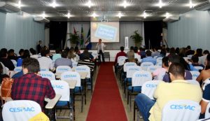 empresa-junior-do-cesmac-realiza-palestra-9