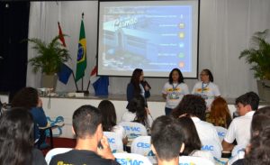 estudantes-do-colegio-marista-visitam-cesmac-51