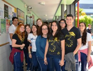 estudantes-do-colegio-marista-visitam-cesmac-51