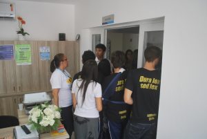 estudantes-do-colegio-marista-visitam-cesmac-51