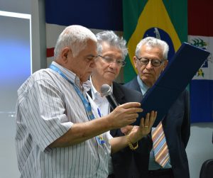 jose-pereira-neto-recebe-homenagem-do-cesmac-30