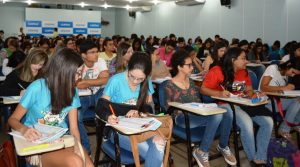 walder-cursos-lota-auditorio-do-cesmac-em-mais-um-aulao-2
