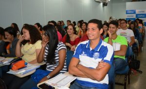 walder-cursos-lota-auditorio-do-cesmac-em-mais-um-aulao-2