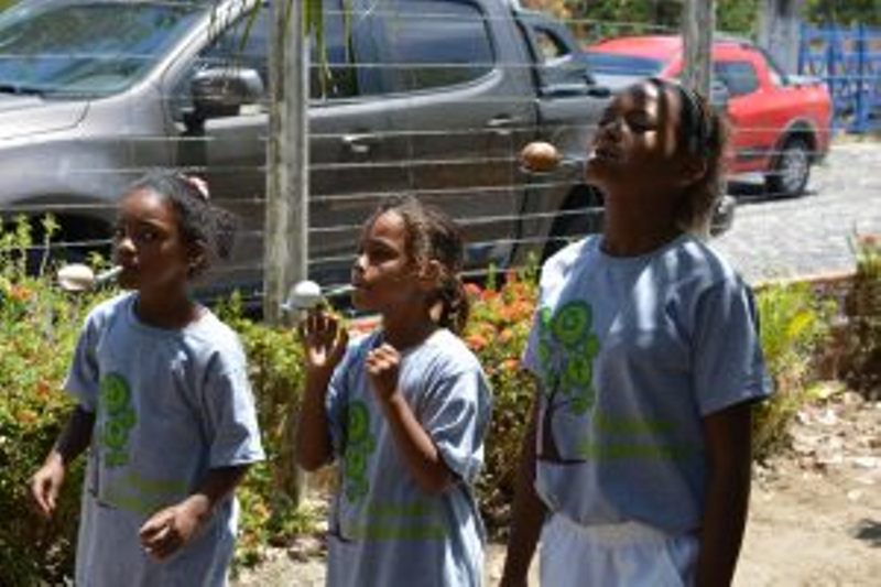 acao-de-educacao-ambiental-aproxima-criancas-da-universidade-cesmac-36