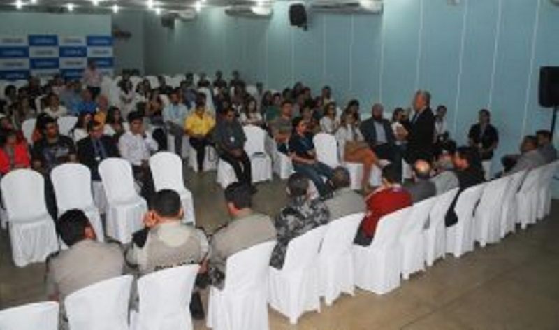 cesmac-se-reune-com-estudantes-e-orgaos-de-seguranca-publica-51