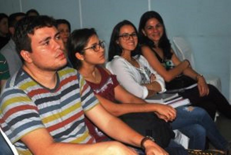 cesmac-se-reune-com-estudantes-e-orgaos-de-seguranca-publica-51